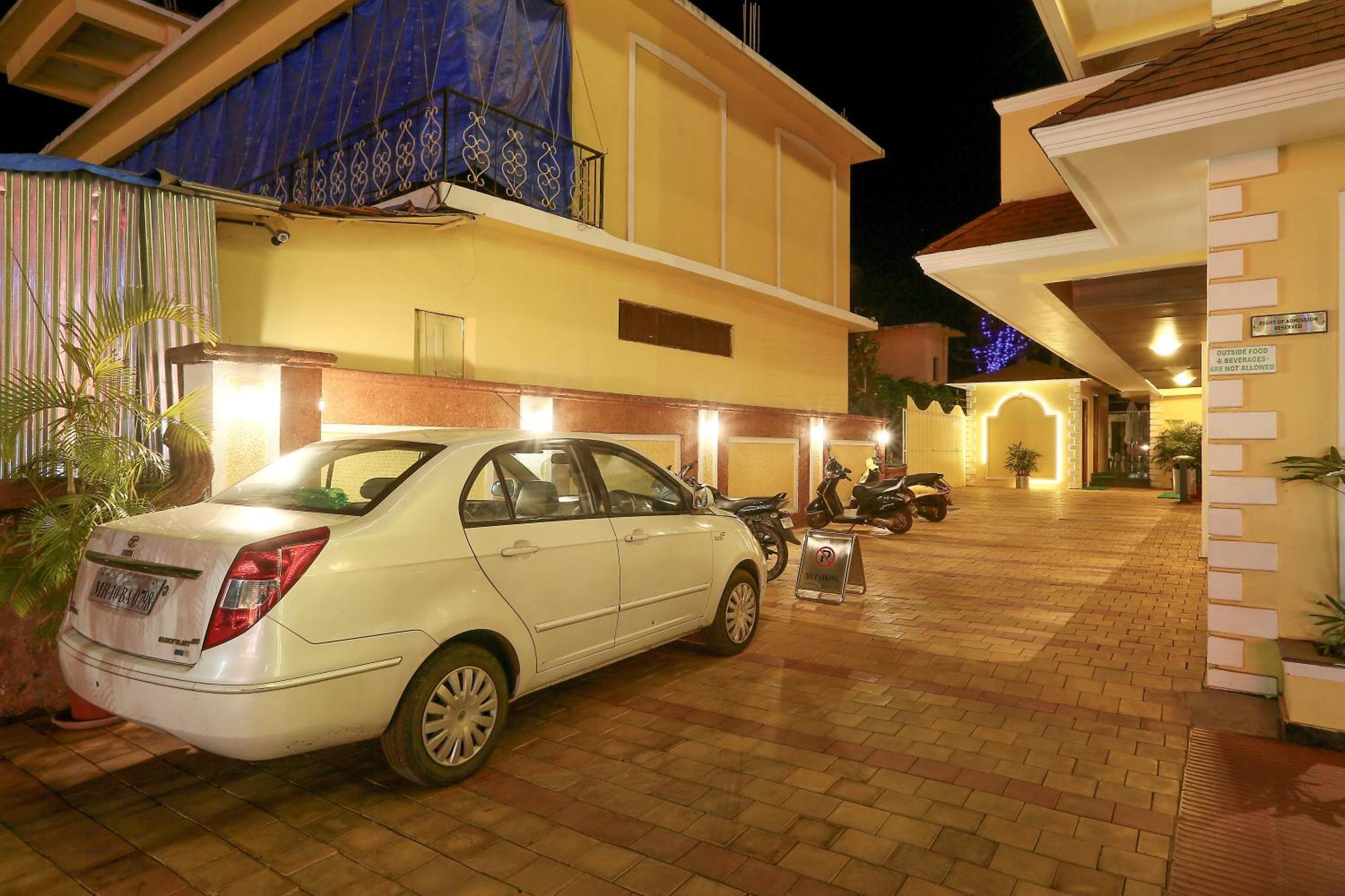 Resort De Coracao - Calangute , Goa Bagian luar foto